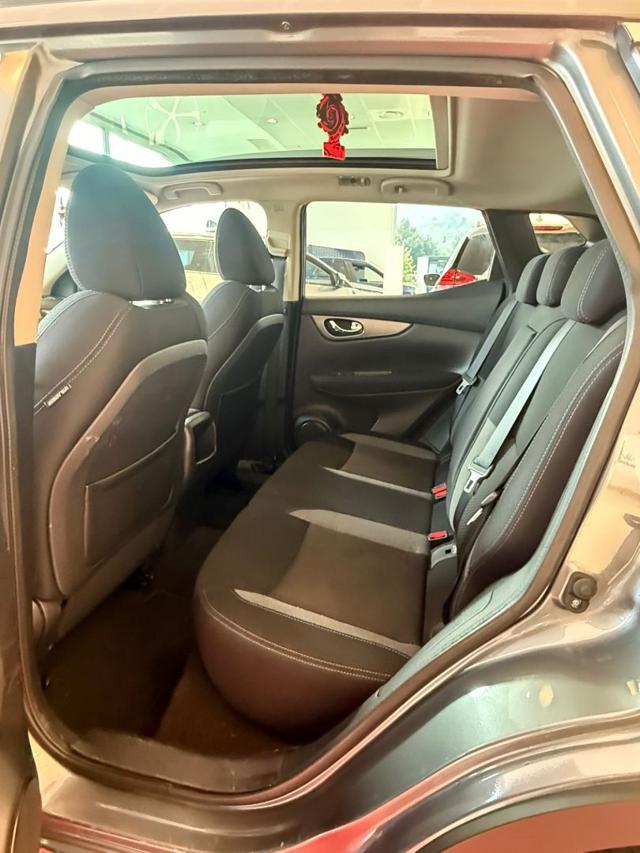 NISSAN Qashqai 1.6 dCi 2WD N-Connecta