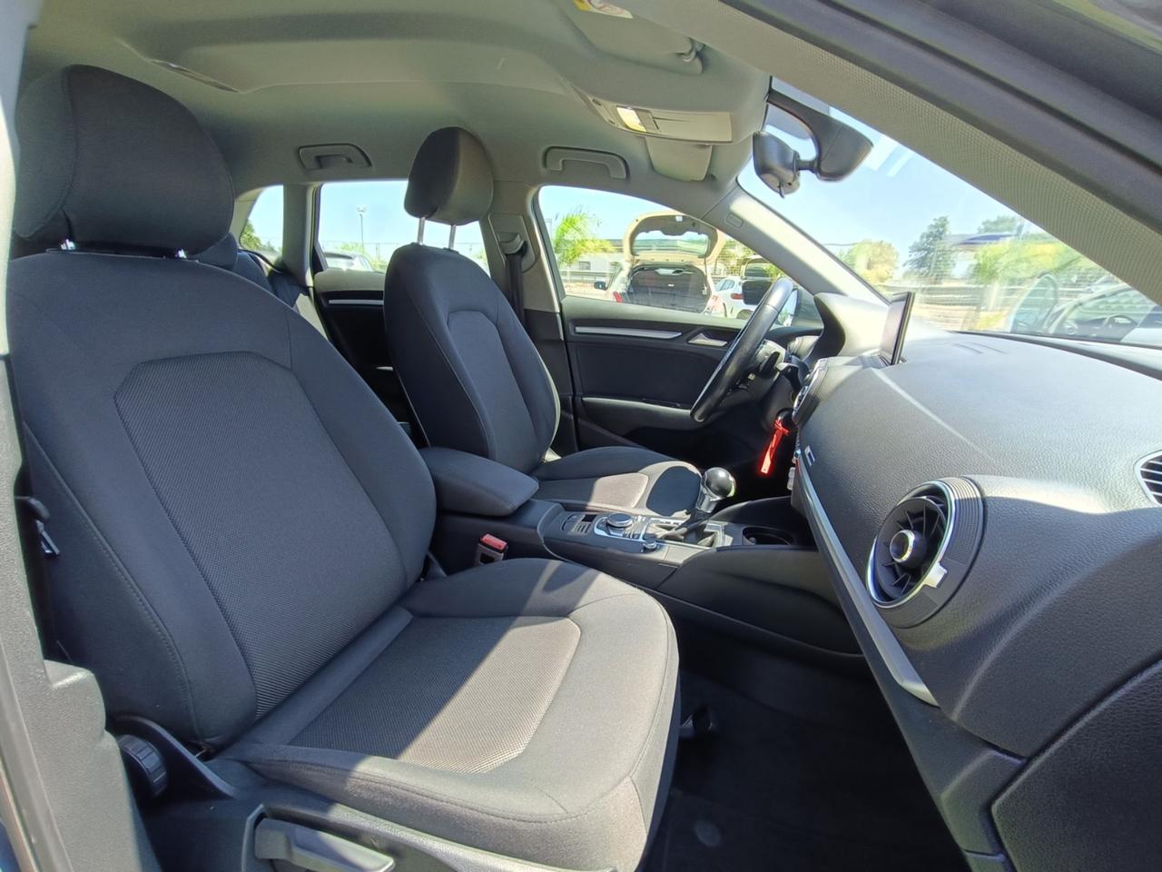 Audi A3 1.6 TDI 116 CV S tronic Sport - 2018