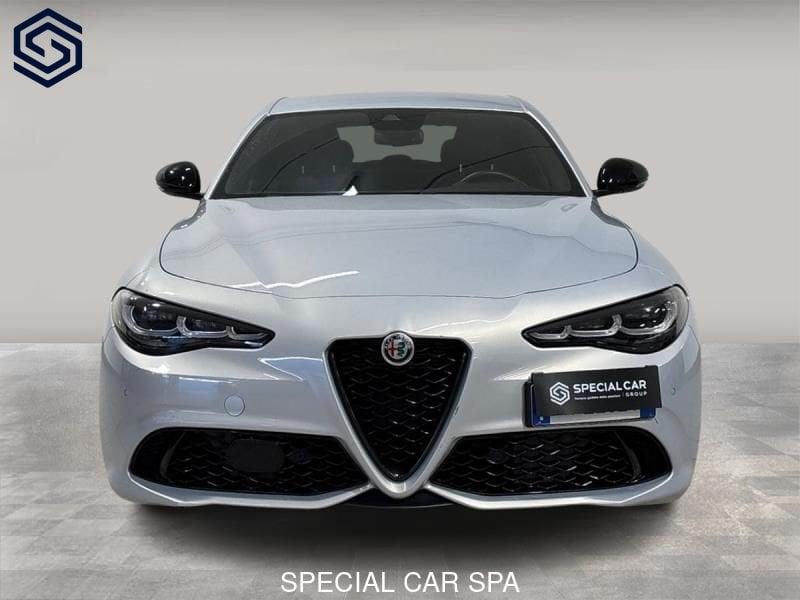 Alfa Romeo Giulia 2.2 t Competizione 160cv auto