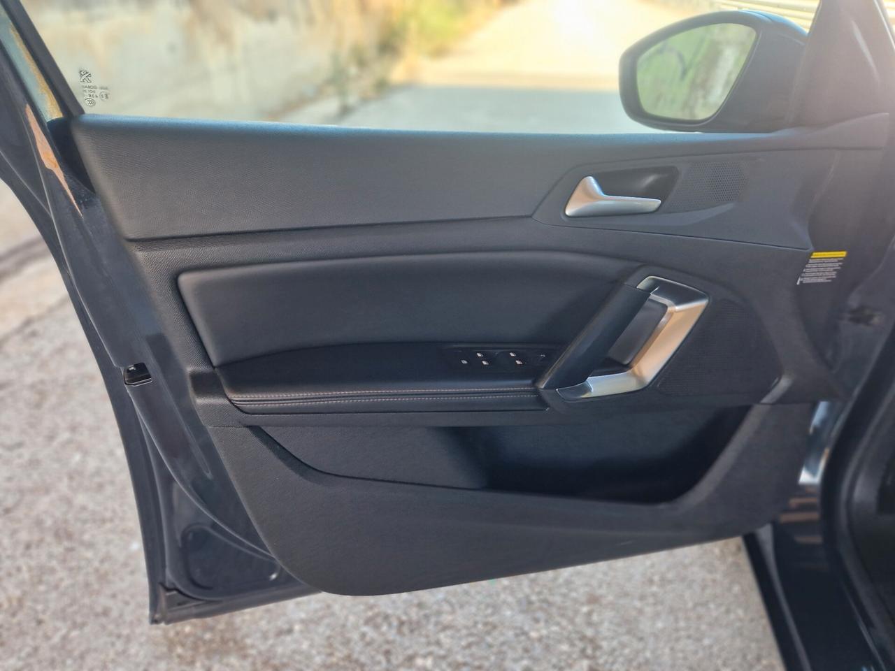 Peugeot 308 BlueHDi 120 S&S Allure