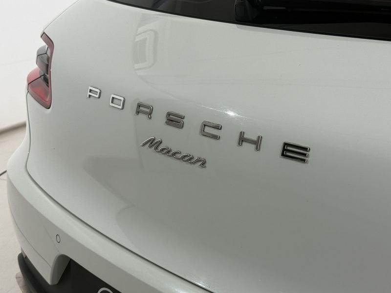 Porsche Macan 2.0 TETTO PANORAMICO - SOSP - IVA ESPOSTA
