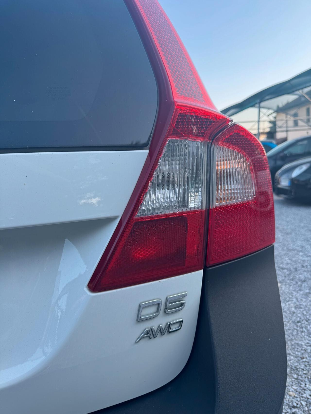 Volvo XC70 D5 205 CV AWD Summum