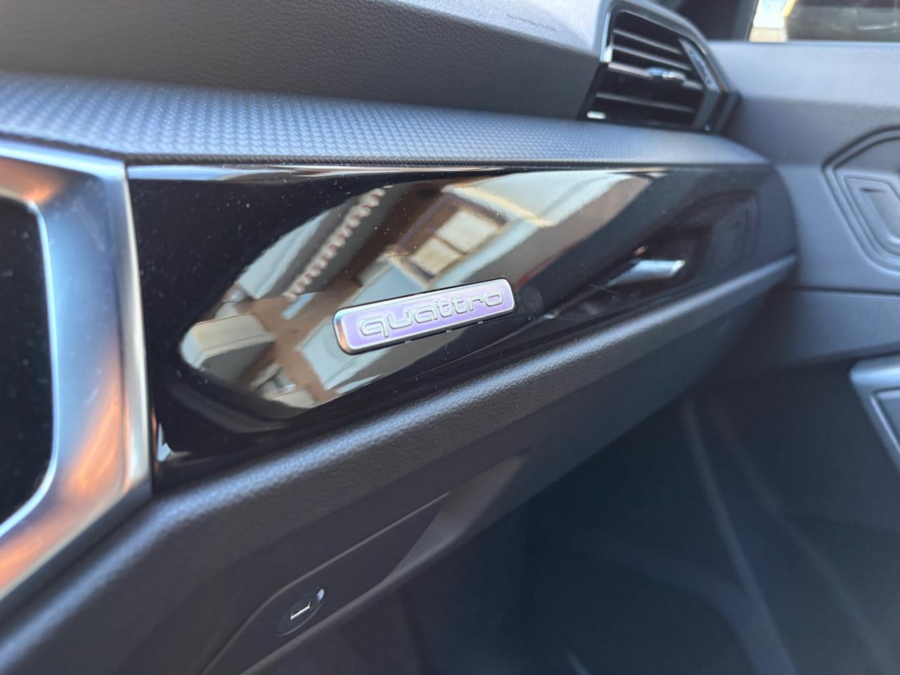 Audi Q3 40 TFSI quattro S linea