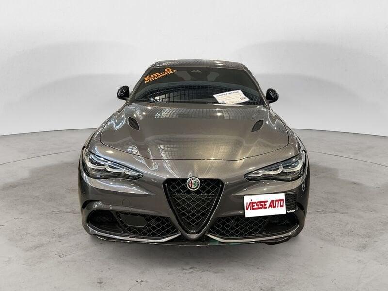 Alfa Romeo Giulia 2.9 V6 520 CV Quadrifoglio AT8