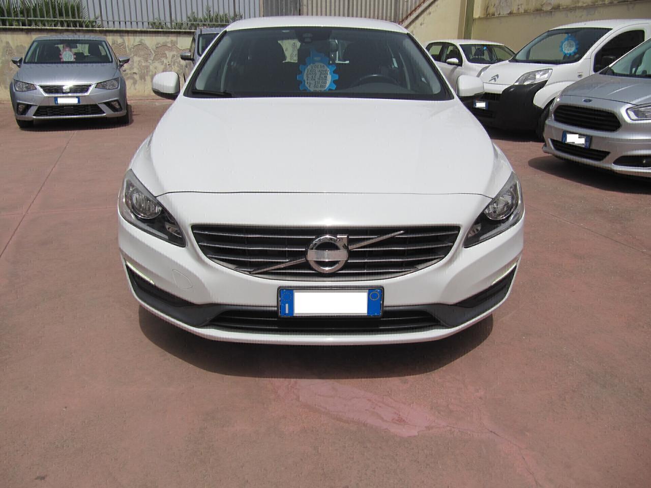 Volvo V60 D2 - CAMBIO AUTOMATICO