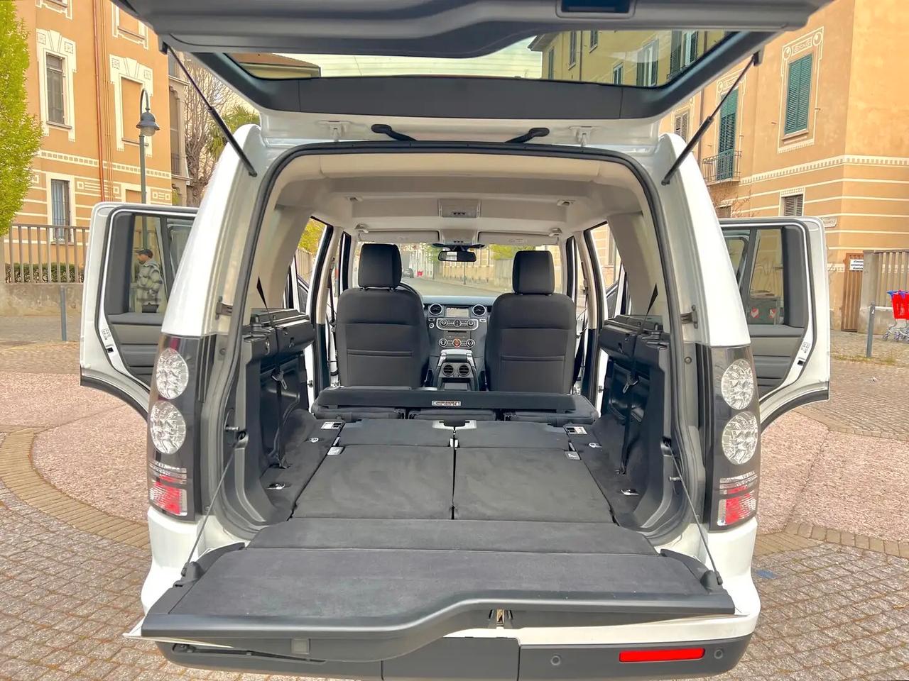 Land Rover Discovery 4 3.0 SDV6 249CV SE