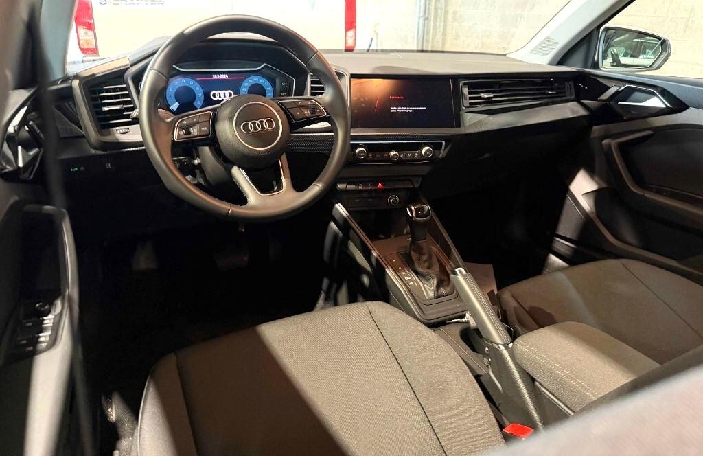 Audi A1 allstreet 30 TFSI S tronic Identity Contrast