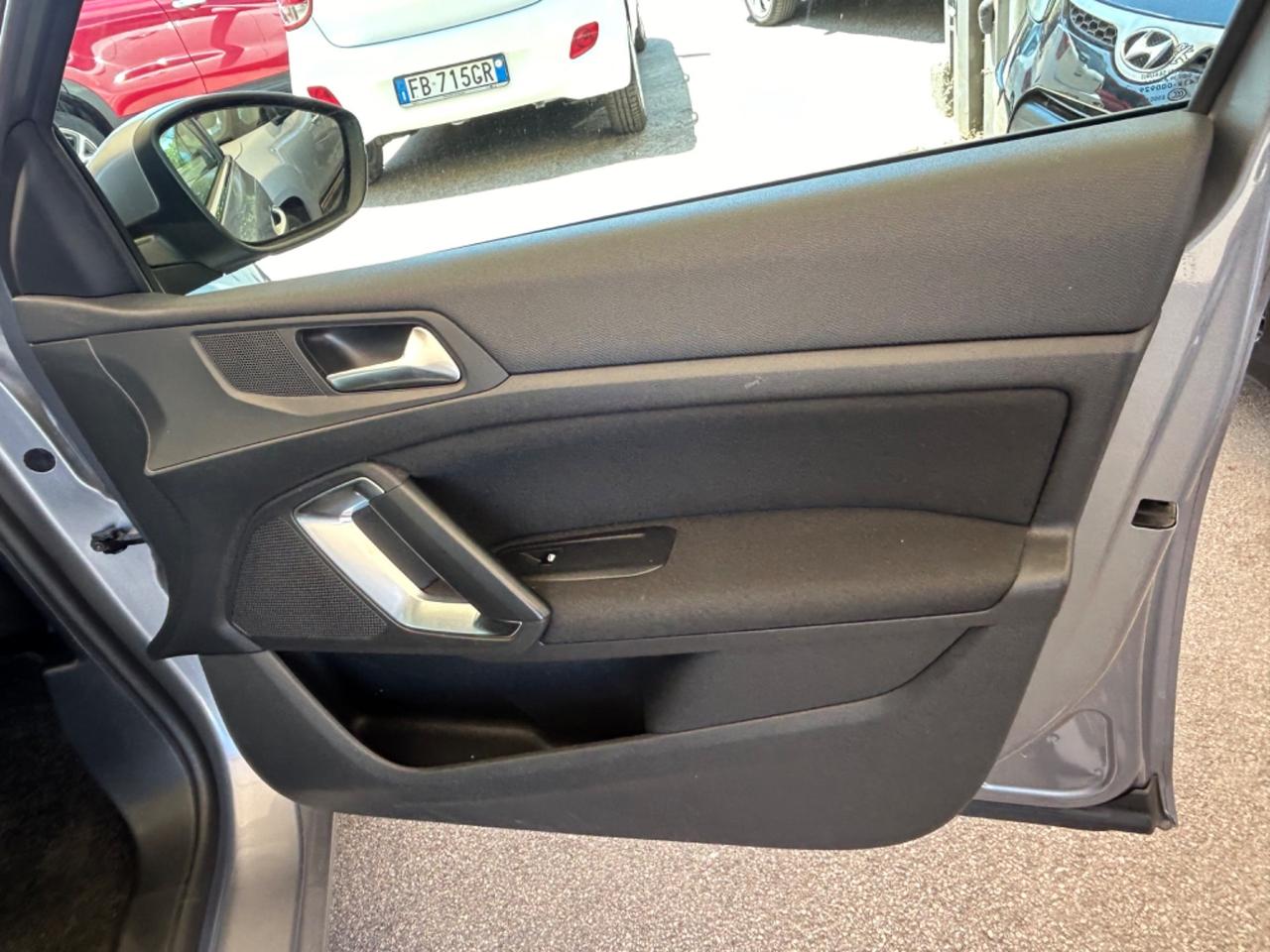 Peugeot 308 1.6 e-HDi 115 CV Stop&Start GT Line