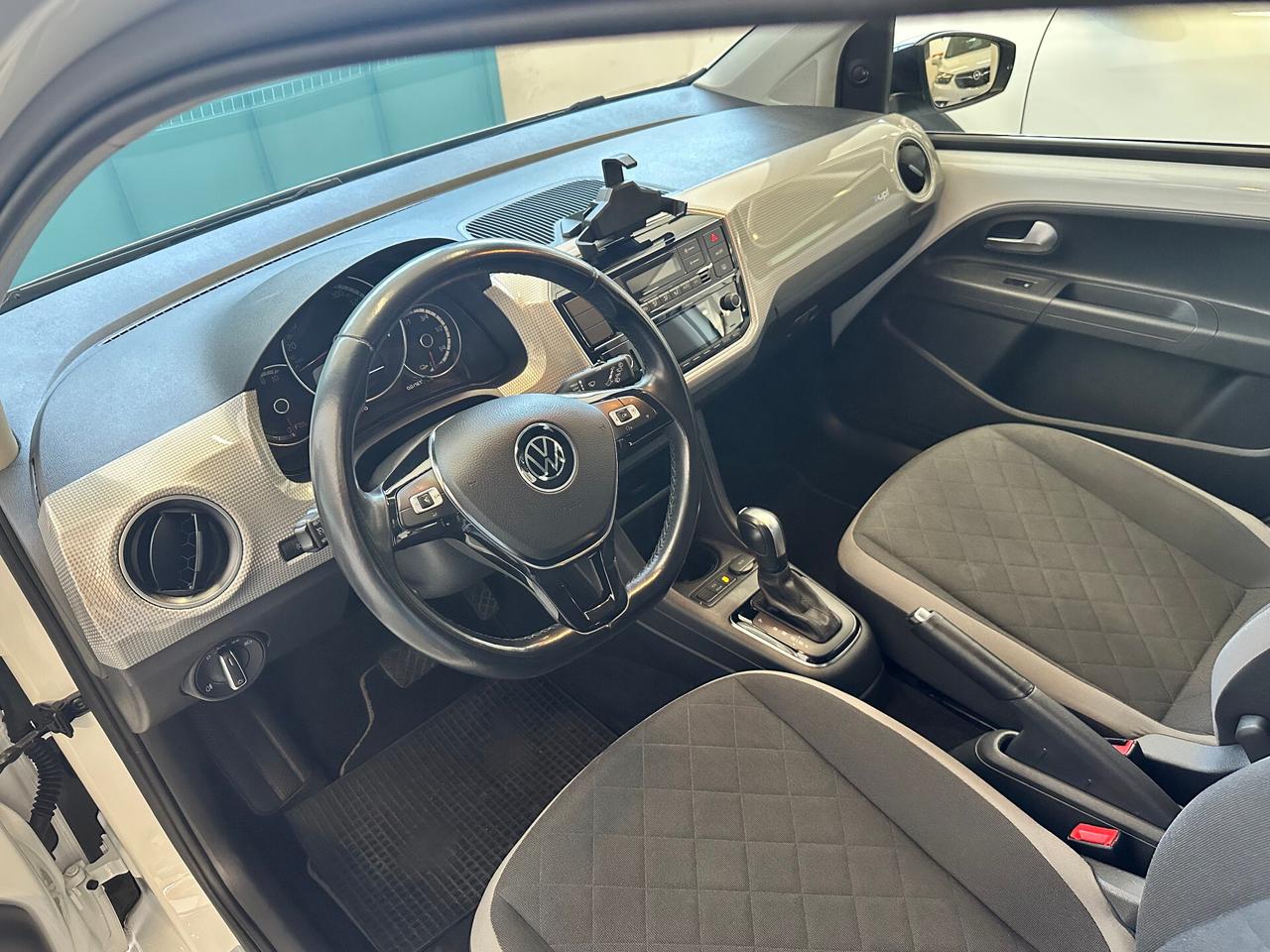 Volkswagen up! e-up! 82 CV