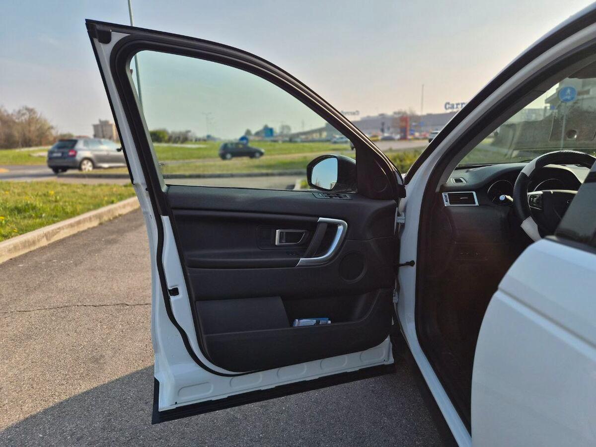 Land Rover Discovery Sport 2.0 td4 Pure Business edition Premium awd 150cv auto