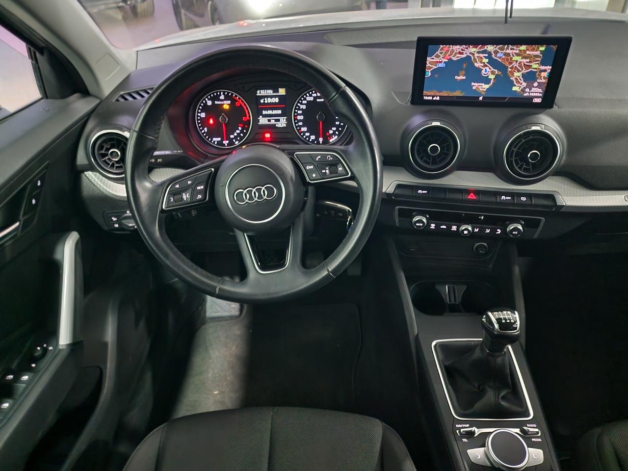 Audi Q2 30 TDI Business