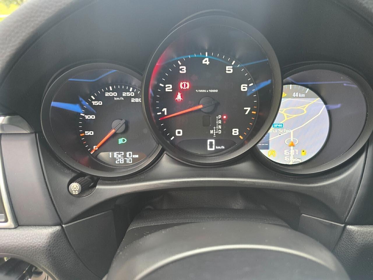 Porsche Macan 2.0 BENZINA 252 CAVALLI - 2018