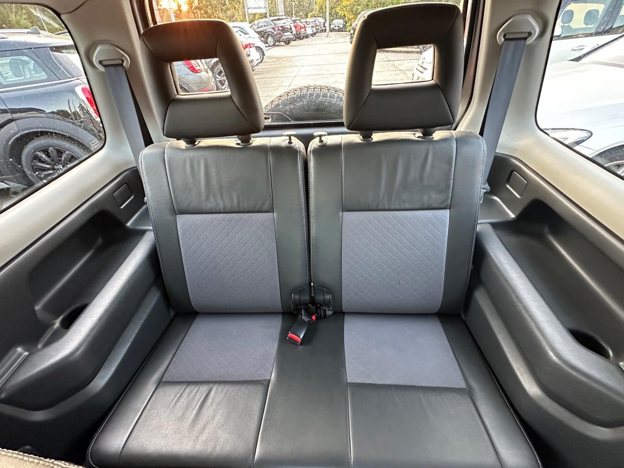 Suzuki Jimny 1.5 DDiS cat 4WD Special