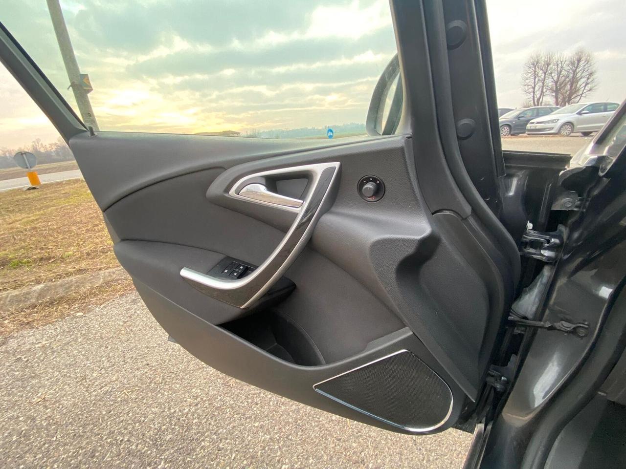 Opel Astra SPORTS TOURER