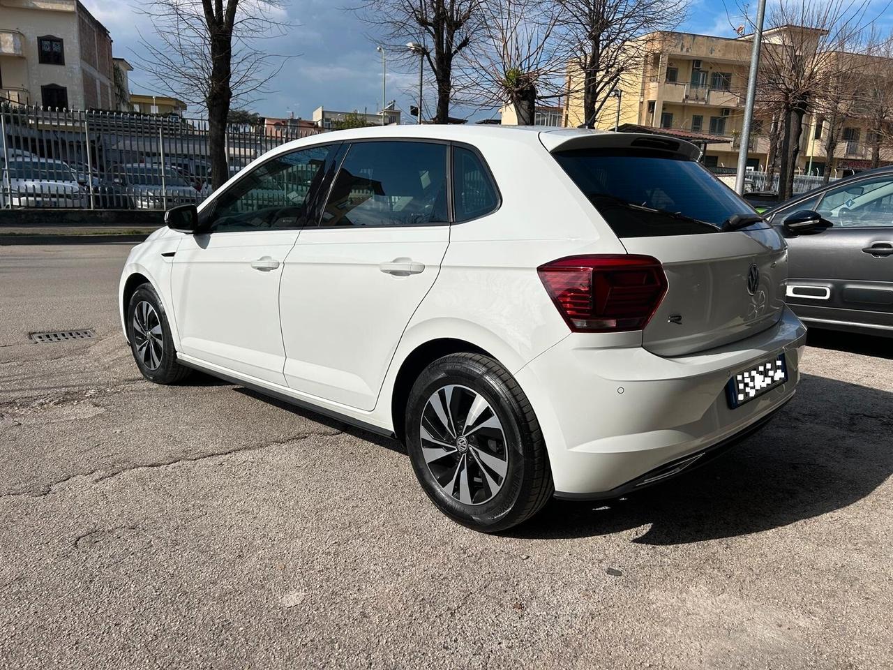 Volkswagen Polo Business 1.6 TDI 95 CV DSG 5p. Highline R-LINE