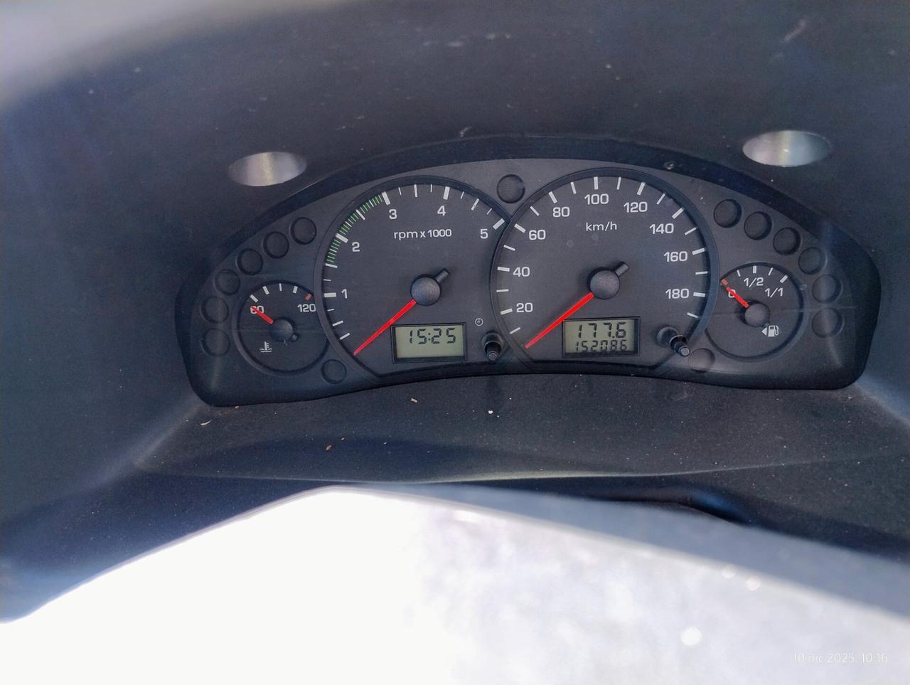 Ford Transit 2.0 TDE FT 300 Tourneo Minibus