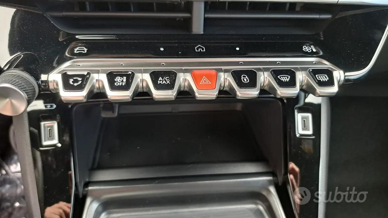 Peugeot 2008 1.2 Puretech 100 cv ALLURE