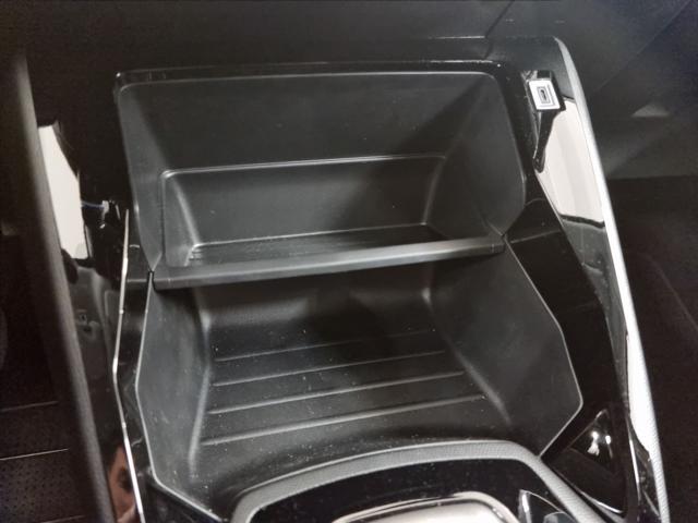 PEUGEOT 208 Hybrid 110 e-DCS6 STYLE