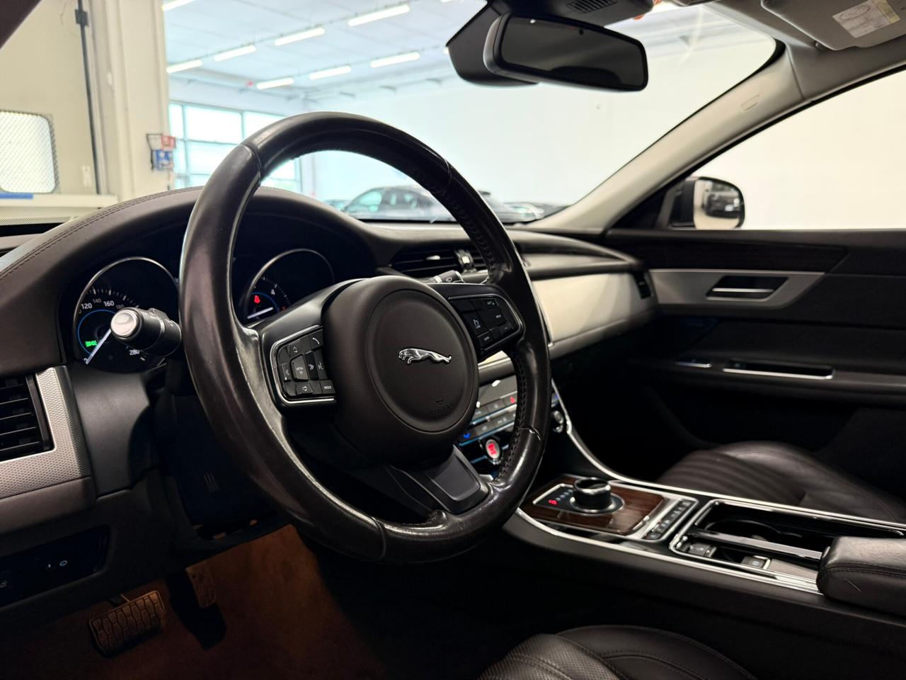 Jaguar XF 2.0 D 180 CV aut. Prestige
