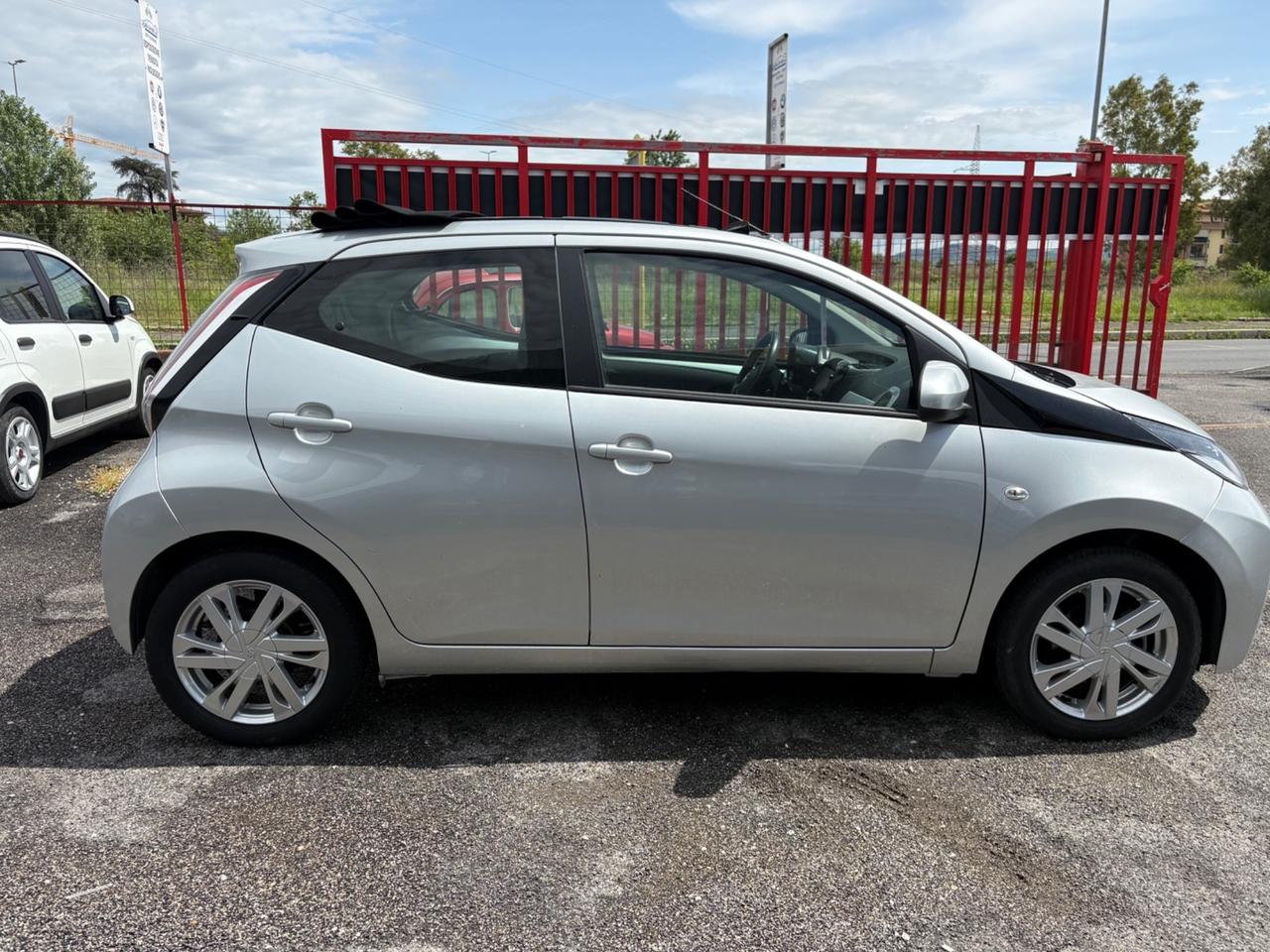 TOYOTA AYGO 2016 CABRIO