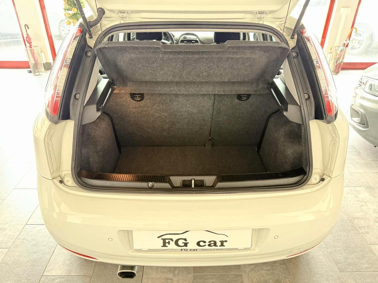 Fiat Punto 1.3 MJT 75Cv 5 porte Lounge NEOPATENTATI