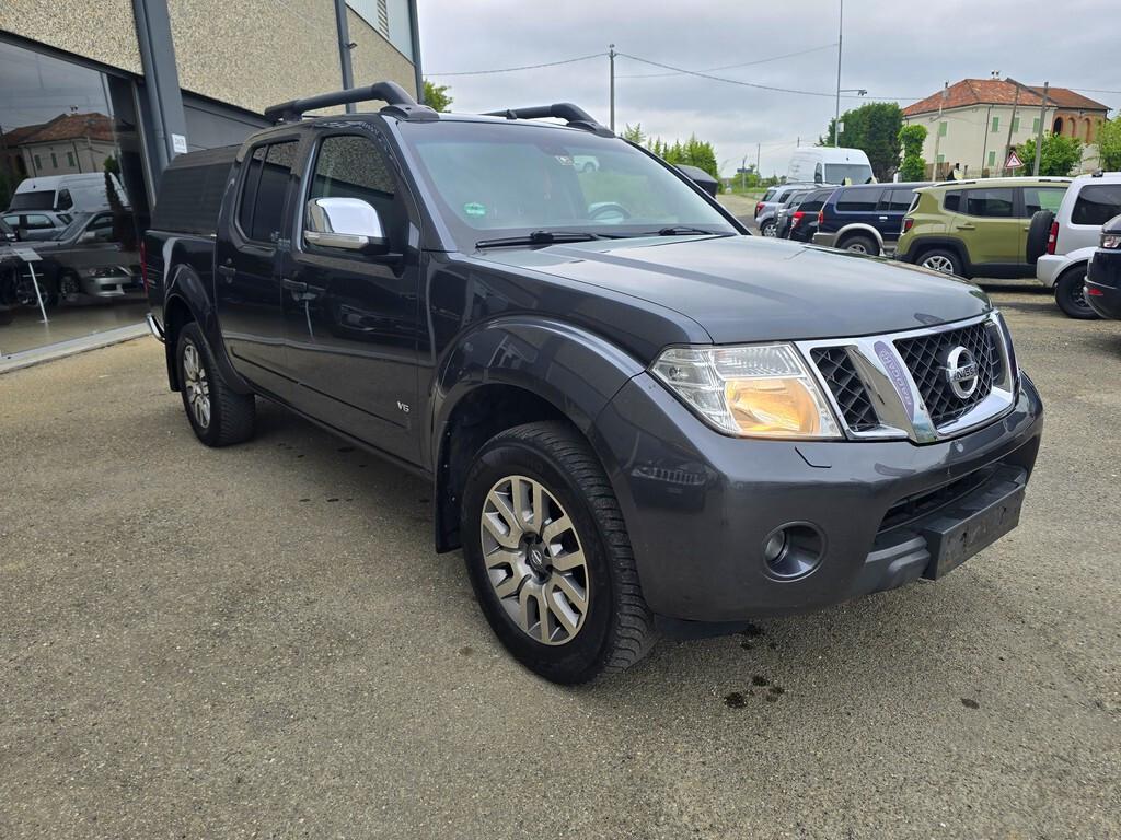 Nissan Navara 3.0 V6 DCI 231CV "LE" CON PREZZO REALE!