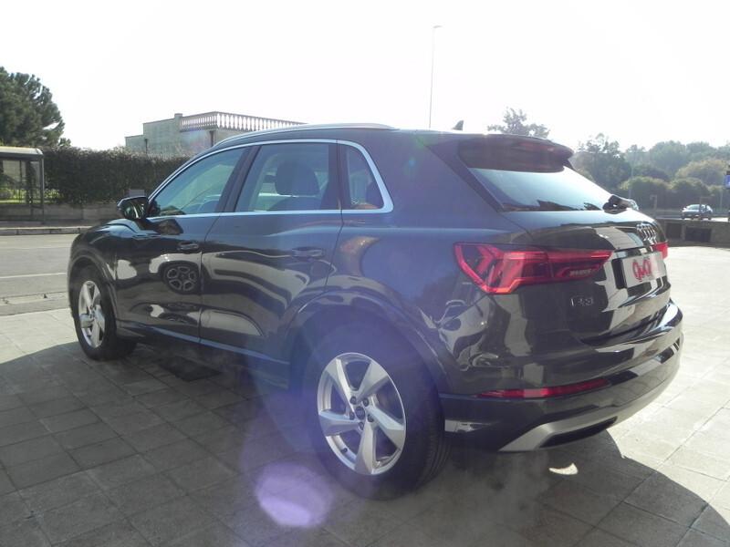 Audi Q3 35 TDI S tronic Business Advanced