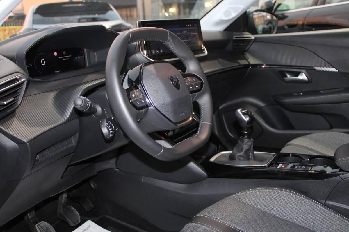 Peugeot 208 1.2 puretech Allure s&s 100cv Con NAVIGATORE