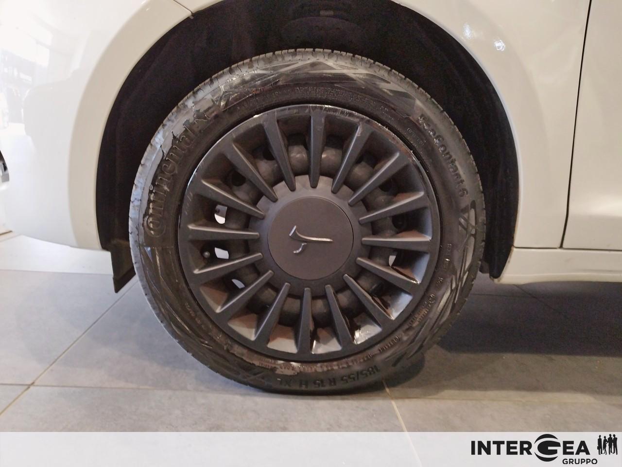 LANCIA Ypsilon 1.0 firefly hybrid Silver s&s 70cv