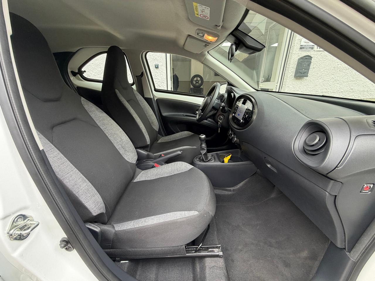 Toyota Aygo X 1.0 VVT-i 72 CV 5 porte Active - Uniproprietario