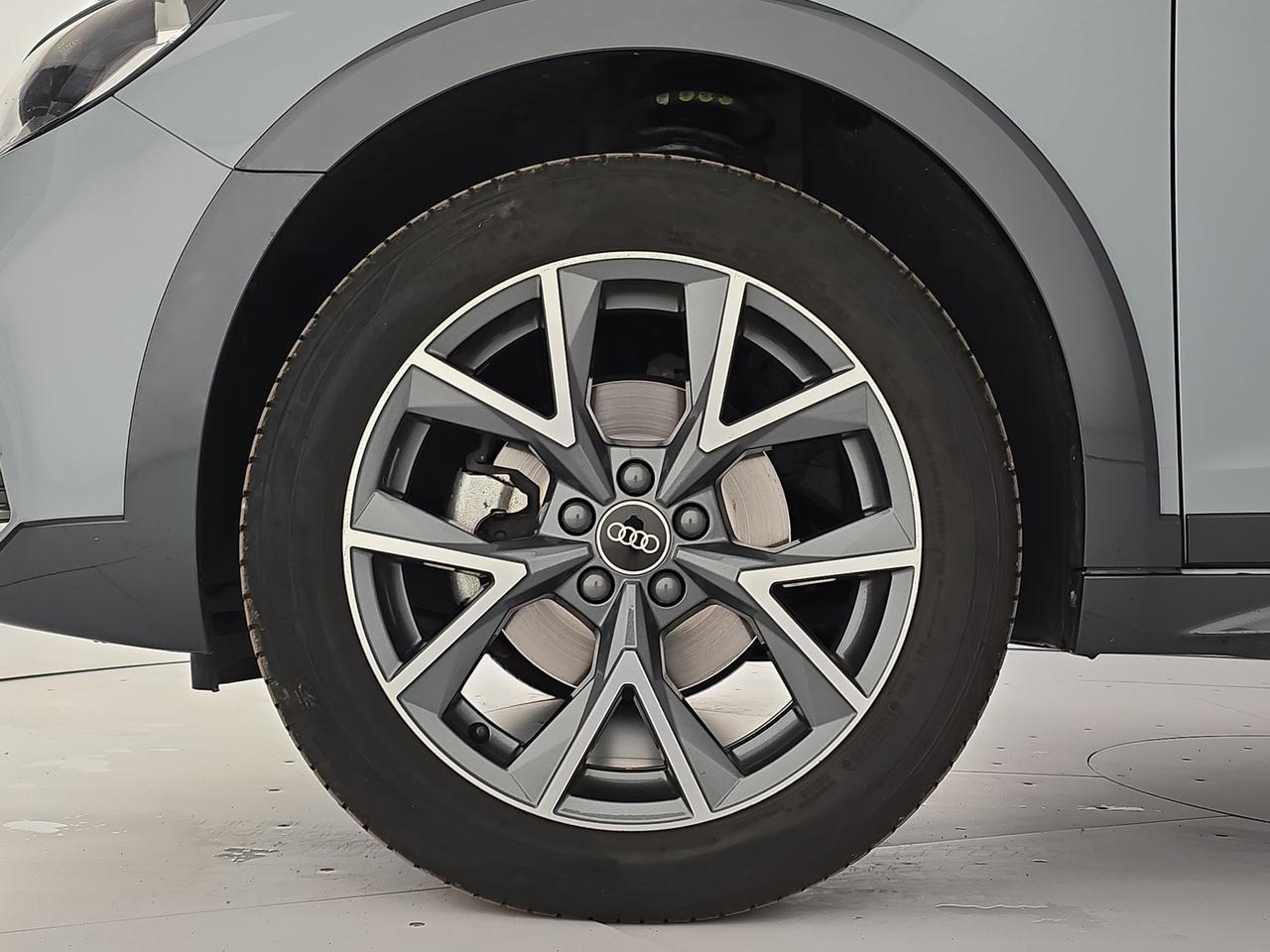 Audi A1 allstreet 30 1.0 tfsi admired 110cv