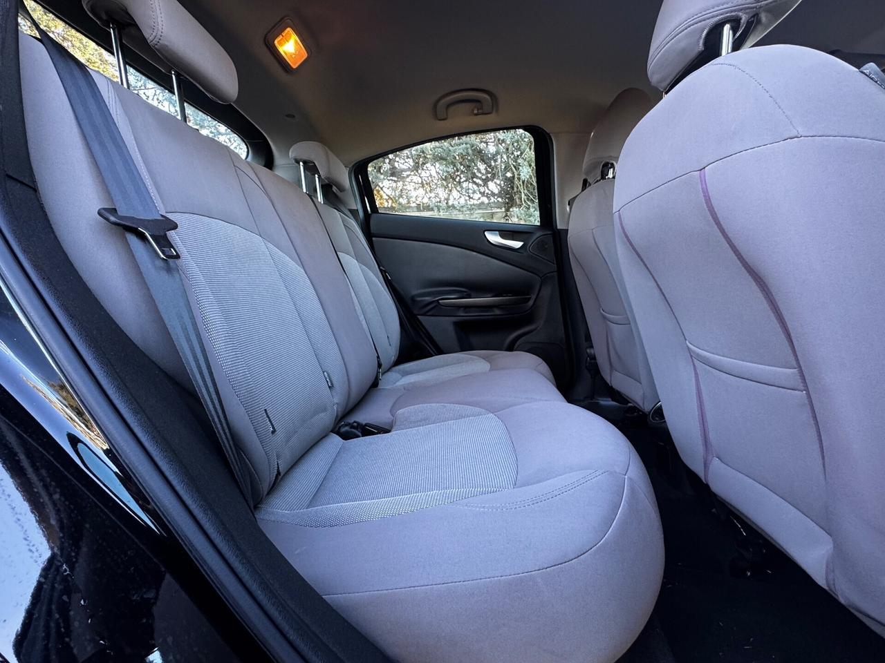 Alfa Romeo Giulietta 1.6 JTDm-2 105 CV Distinctive