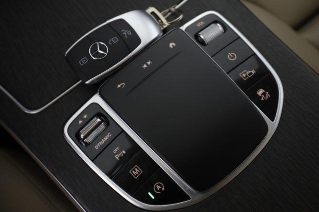 MERCEDES-BENZ CLA sse GLC GLC 300 d 4MATIC SPORT