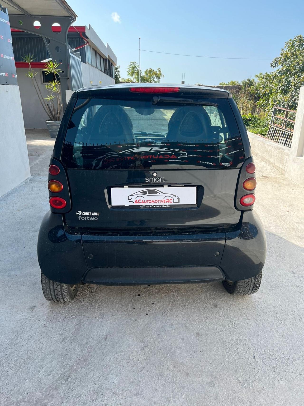 Smart ForTwo 700 coupé pure (45 kW)