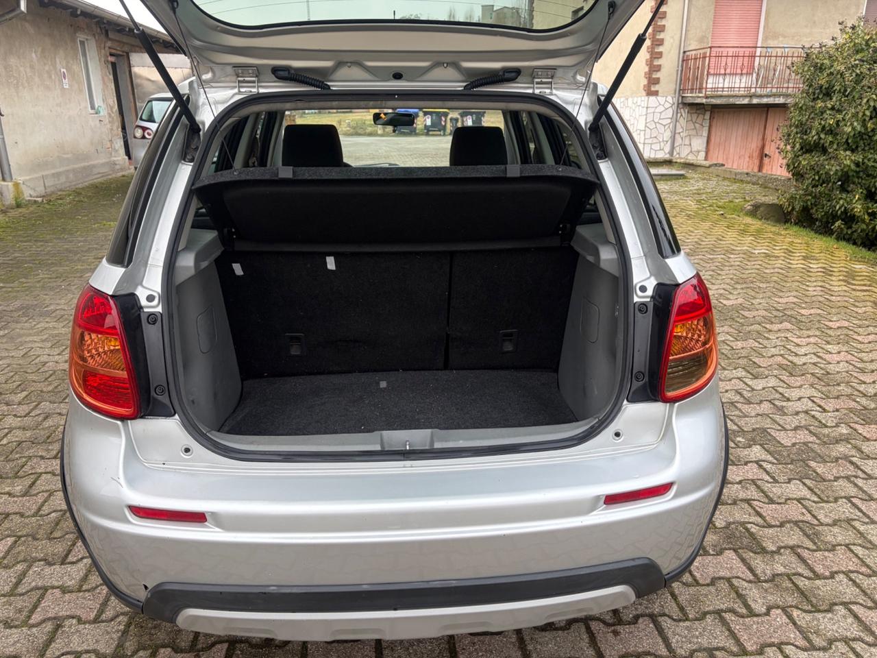 Suzuki SX4 1.6 GPL 4X4 2011