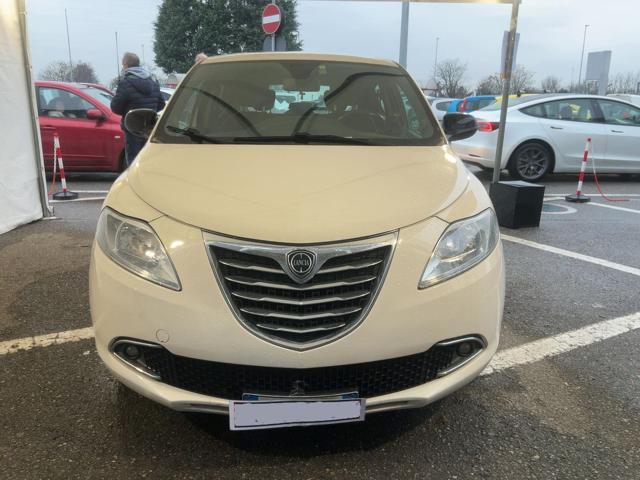 LANCIA Ypsilon 1.2 69 CV 5 porte Gold