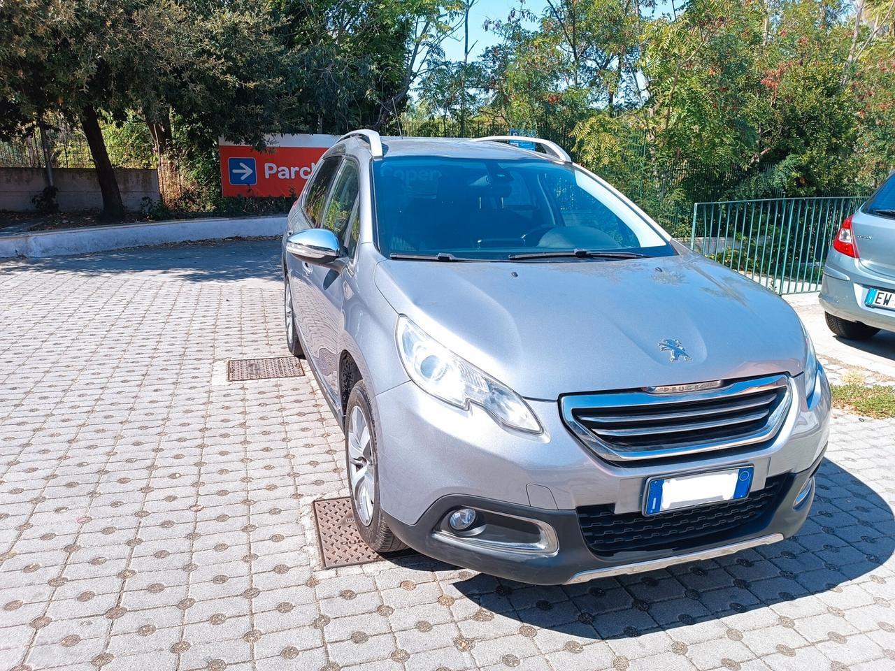 Peugeot 2008 PureTech 82 Allure