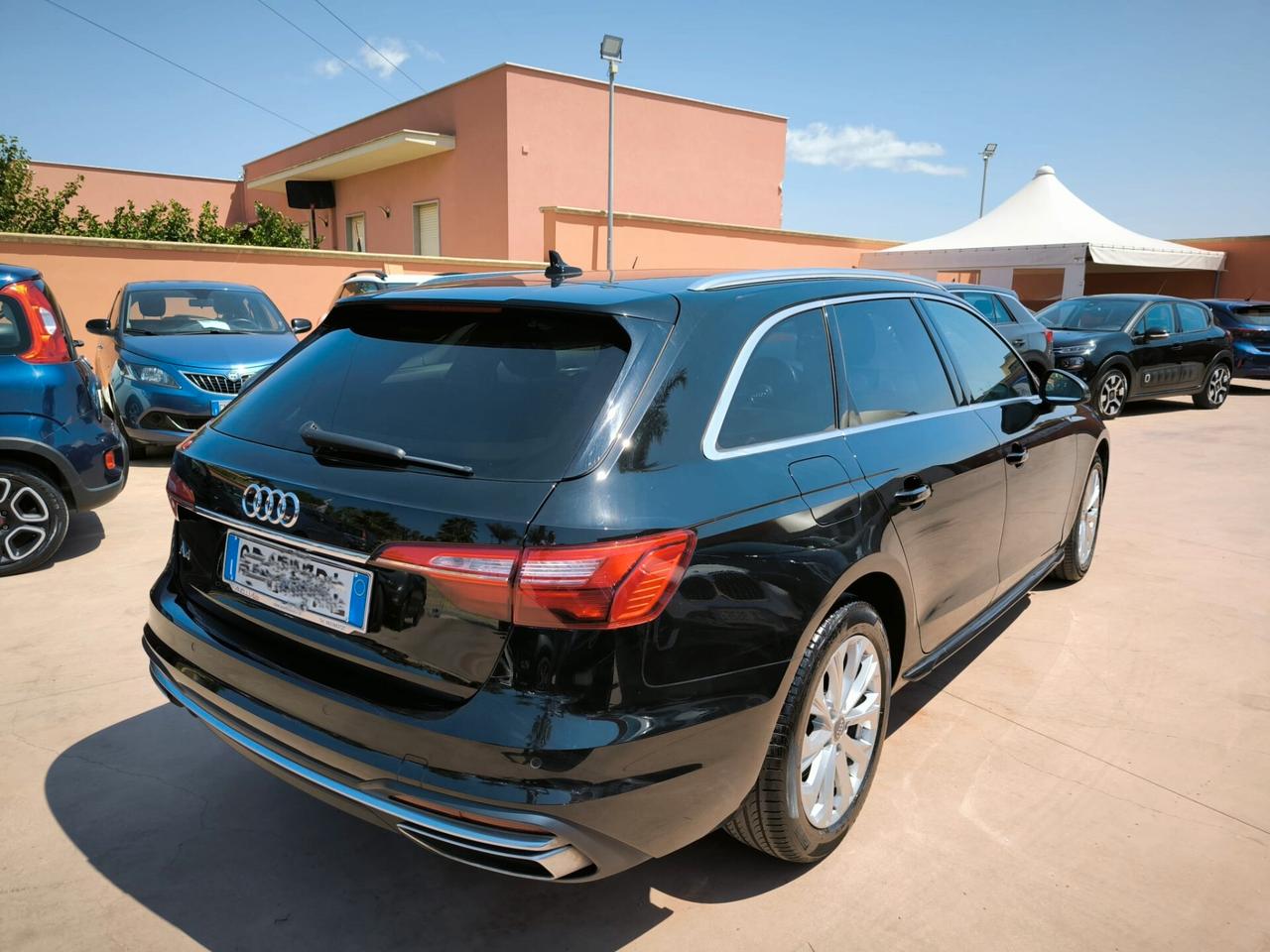 Audi A4 Avant 30 TDI/136 CV S tronic Business Advanced