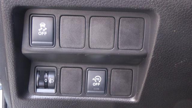 NISSAN X-Trail 2.0 dCi 4WD N-Connecta