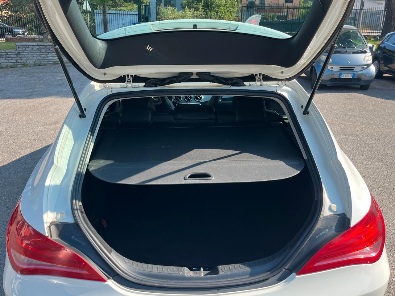 Mercedes-benz CLA 220 CDI Automatic Premium