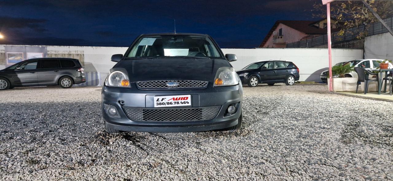 Ford Fiesta 1.2 16V 5p. Titanium 130000km 5p.