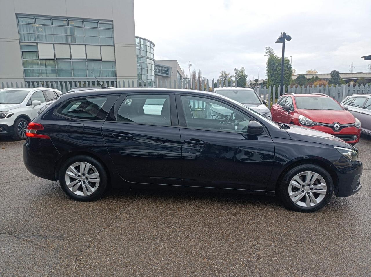 Peugeot 308 BlueHDi 130 S&S SW Active