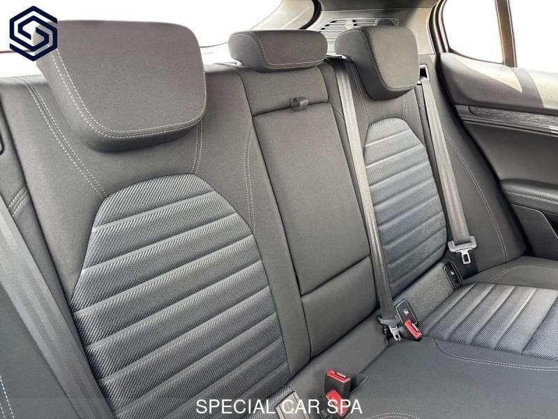 Alfa Romeo Stelvio 2.2 t Business rwd 160cv auto