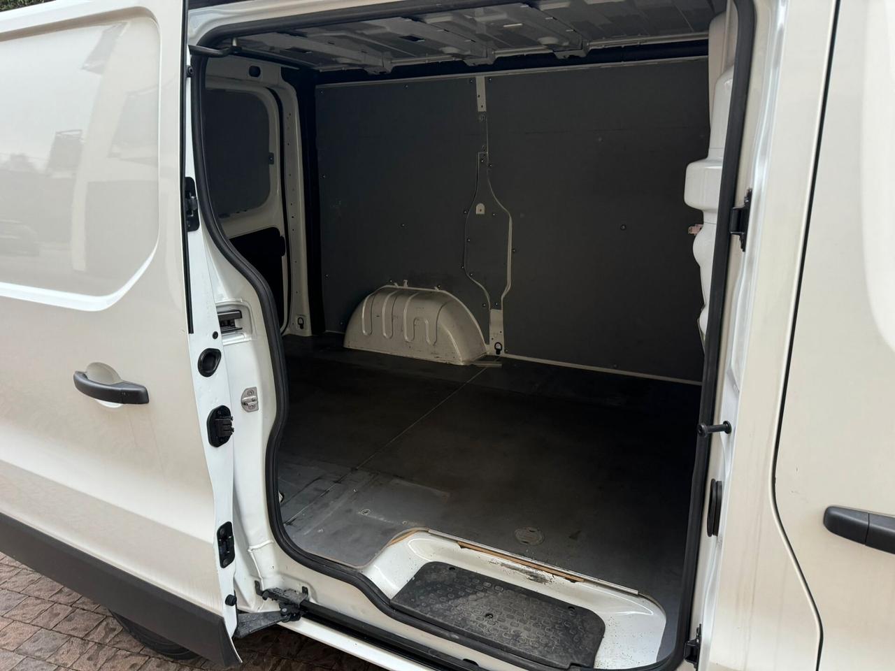 Opel Vivaro 27 1.6 BiTurbo S&S PC-TN Furgone Edition