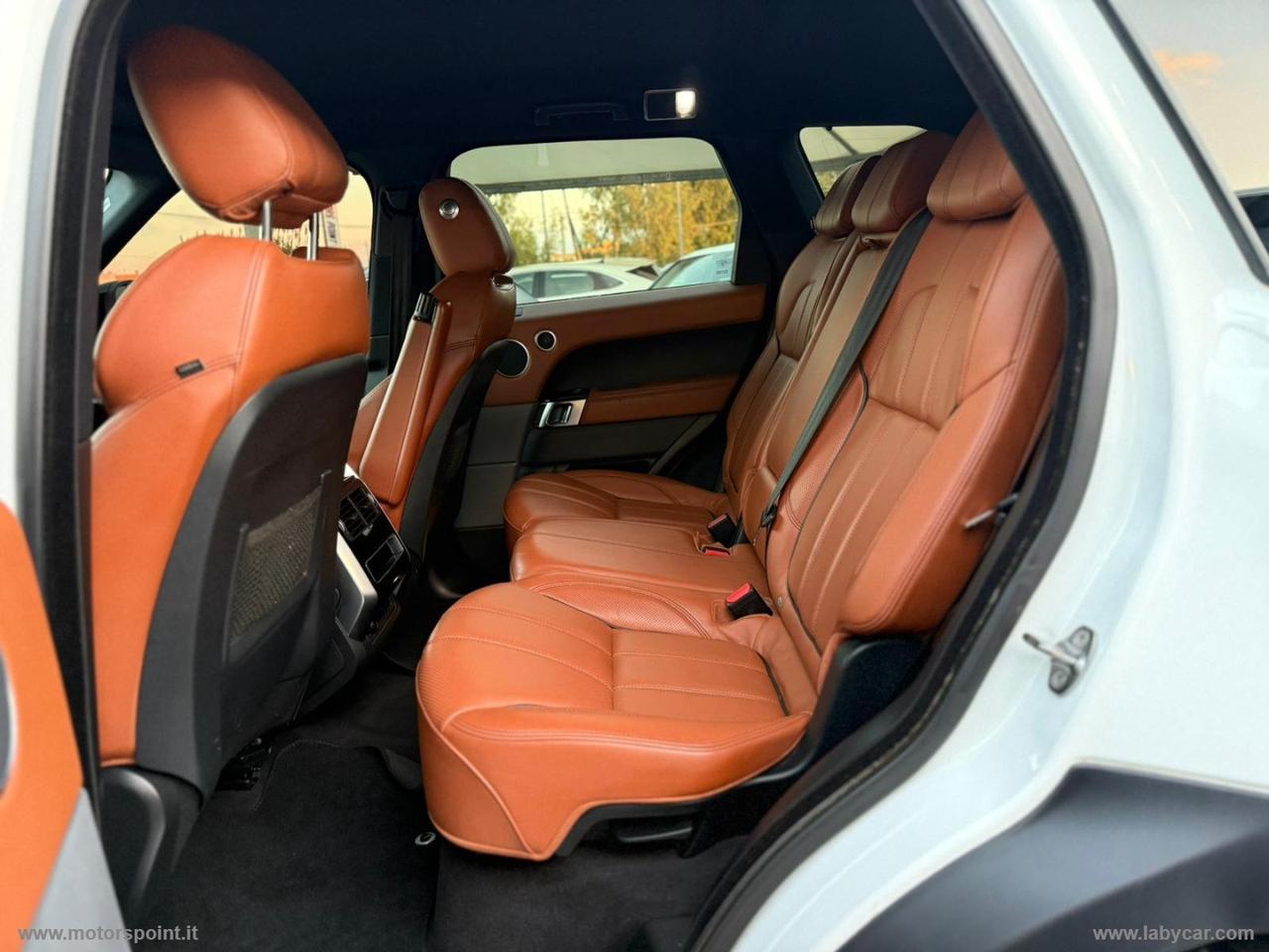 LAND ROVER Range Rover Sport 3.0 SDV6 HSE Dynamic