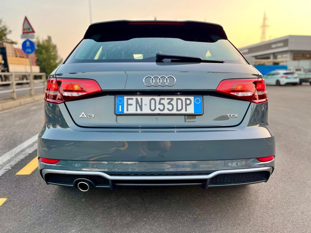 Audi A3 S-Line 1.6 TDI 116 CV tronic Sport