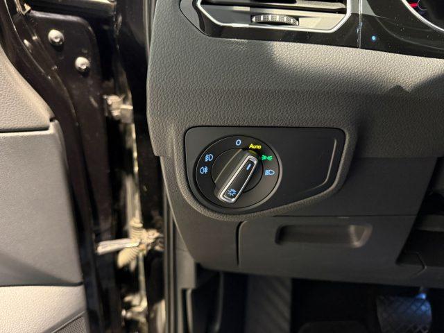 VOLKSWAGEN Golf Sportsvan 2.0 TDI DSG Highline Xenon Discover Pro Bluetooth