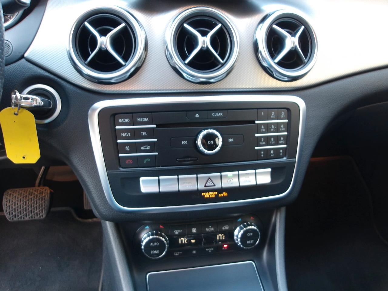 Mercedes GLA 200 d Premium auto