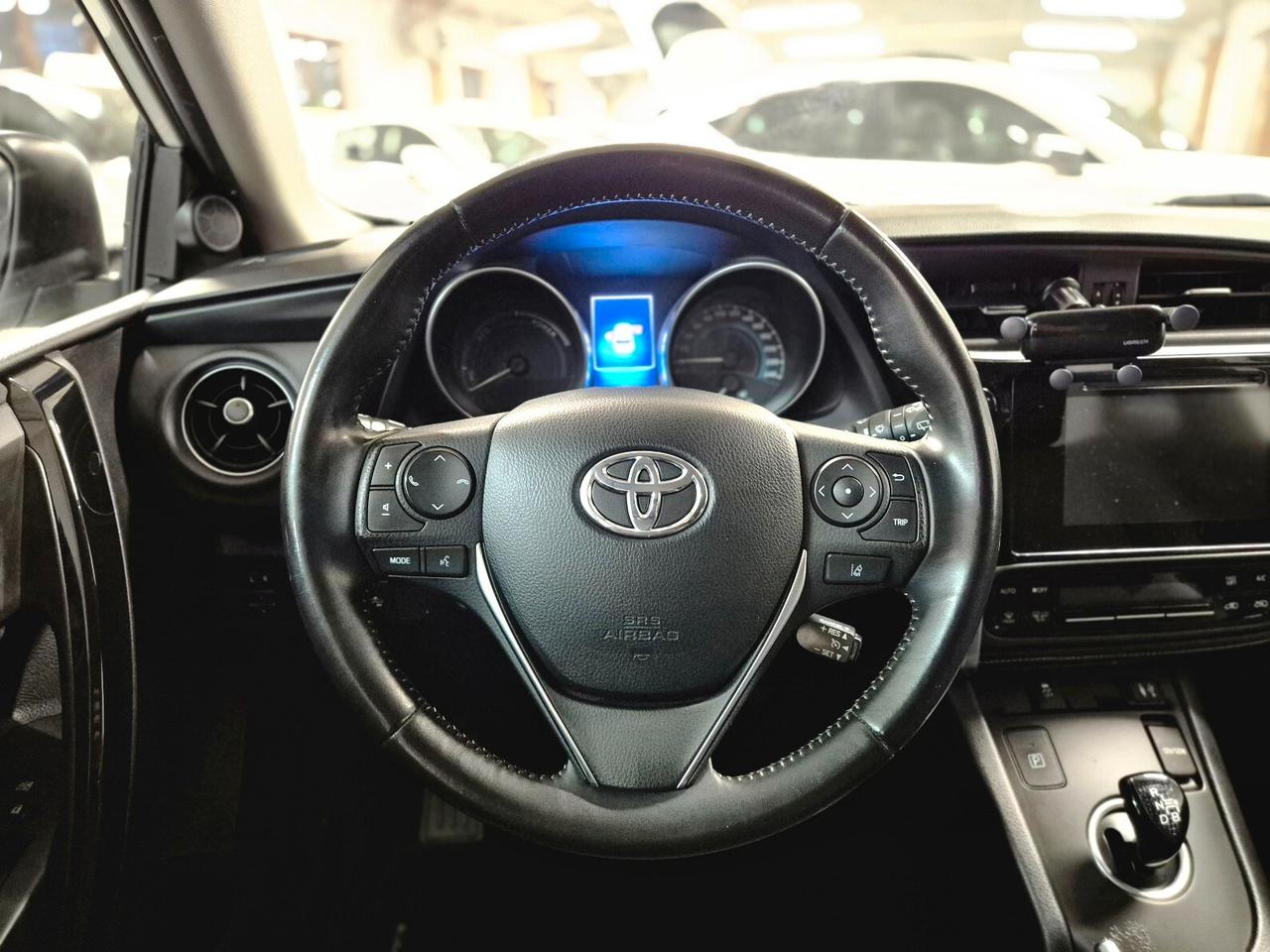 Toyota Auris 1.8 Hybrid Active