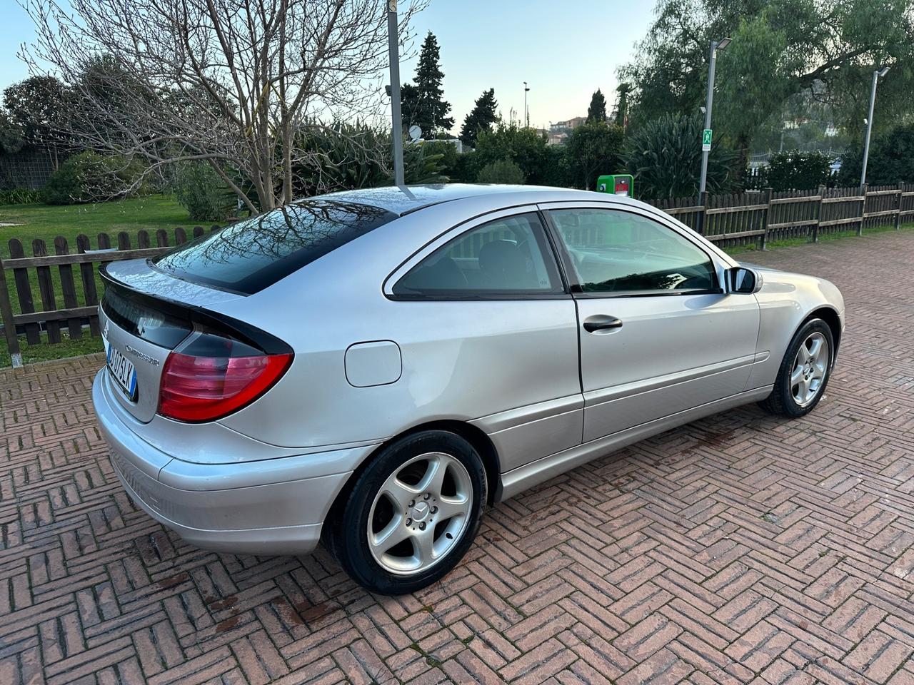 Mercedes-benz C 180 C 180 Kompressor TPS cat Elegance